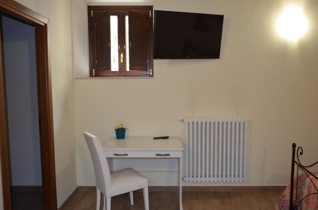 B&B Il Vicoletto LʼAquila Exterior foto